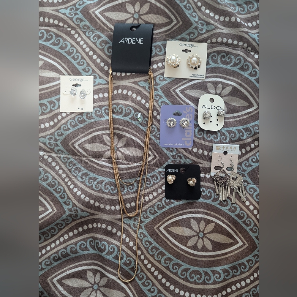BRAND NEW JEWELRY BUNDLE